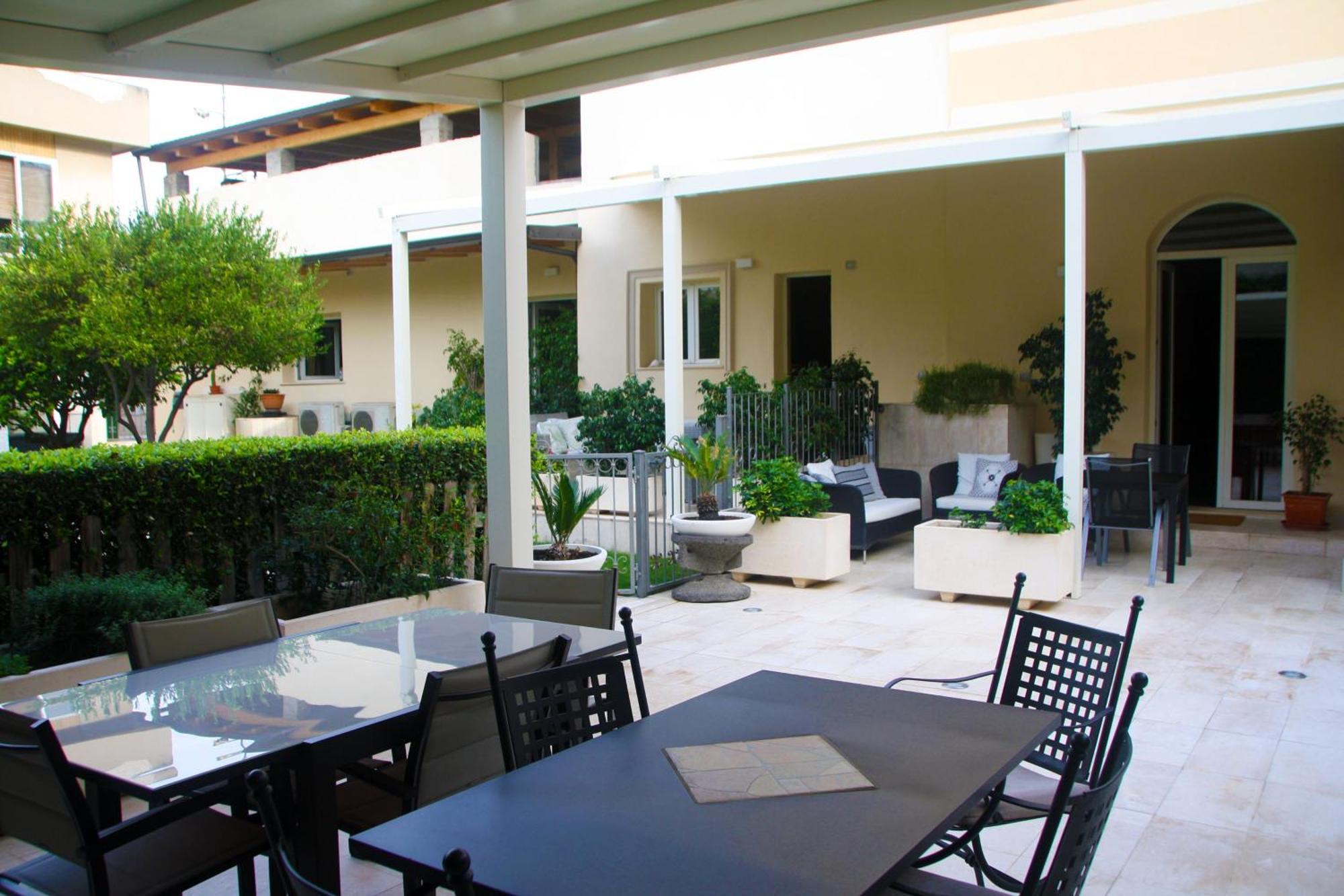 La Peonia Boutique B&B Cagliari Exteriör bild